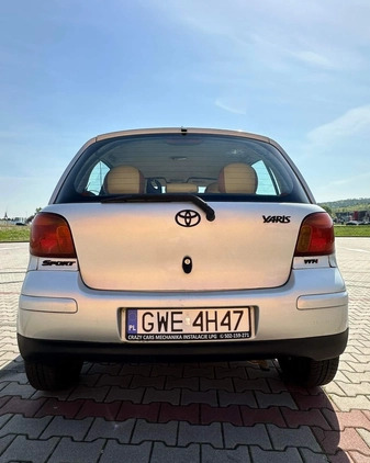 Toyota Yaris cena 7000 przebieg: 148000, rok produkcji 2003 z Rumia małe 277